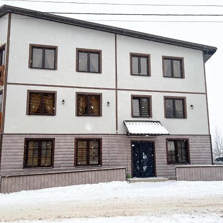 Berloga Pylypets Hotel Pilipets Екстериор снимка